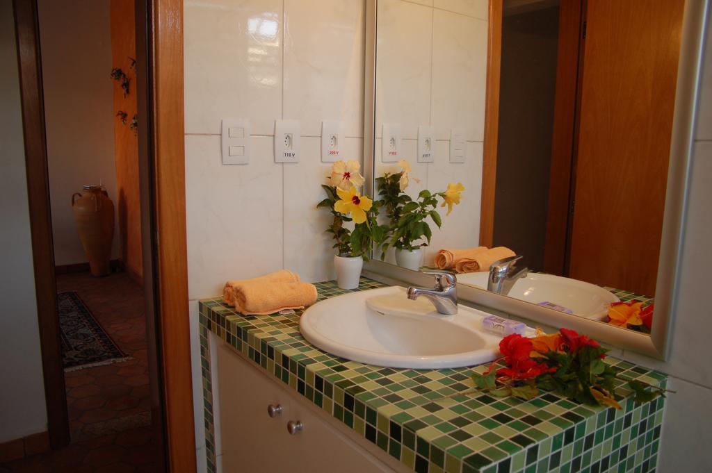 סלבאדור B&B Villa Borromeo מראה חיצוני תמונה